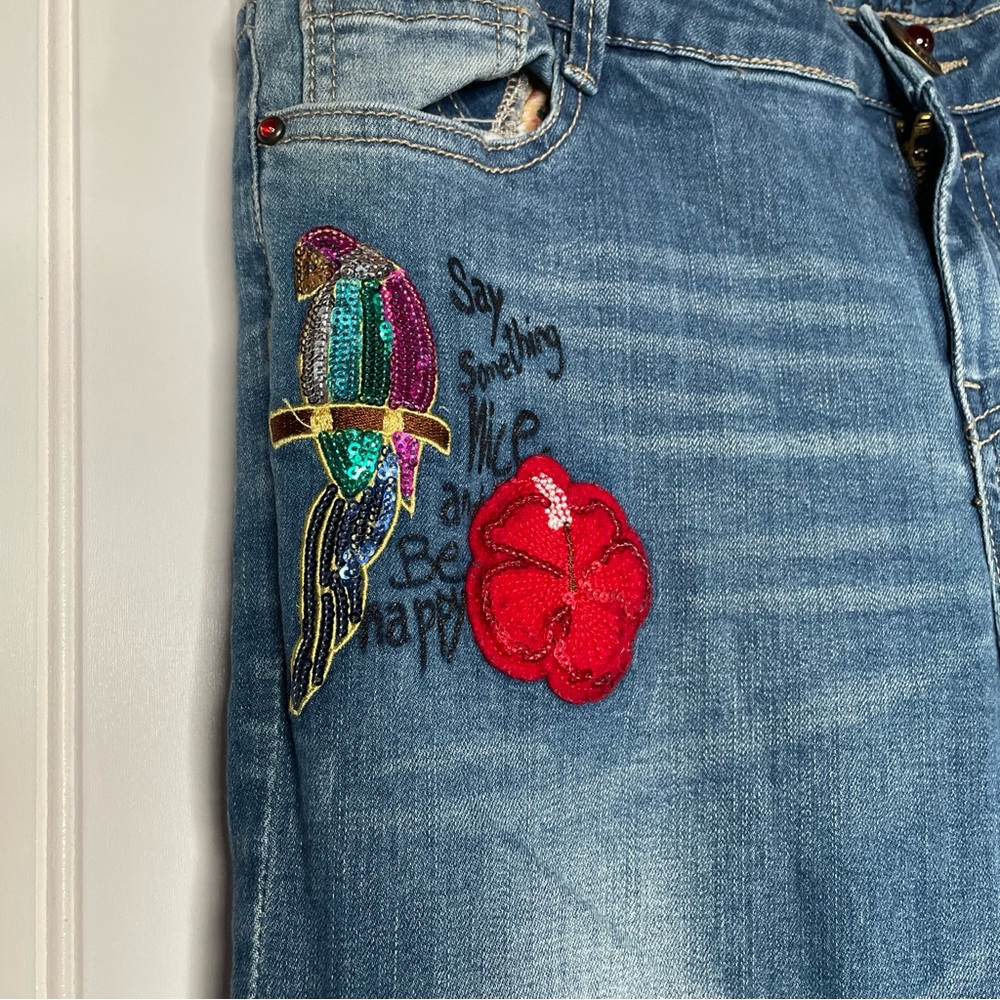 Desigual Embroidered Appliqué Skinny Jeans - Picture 6 of 11
